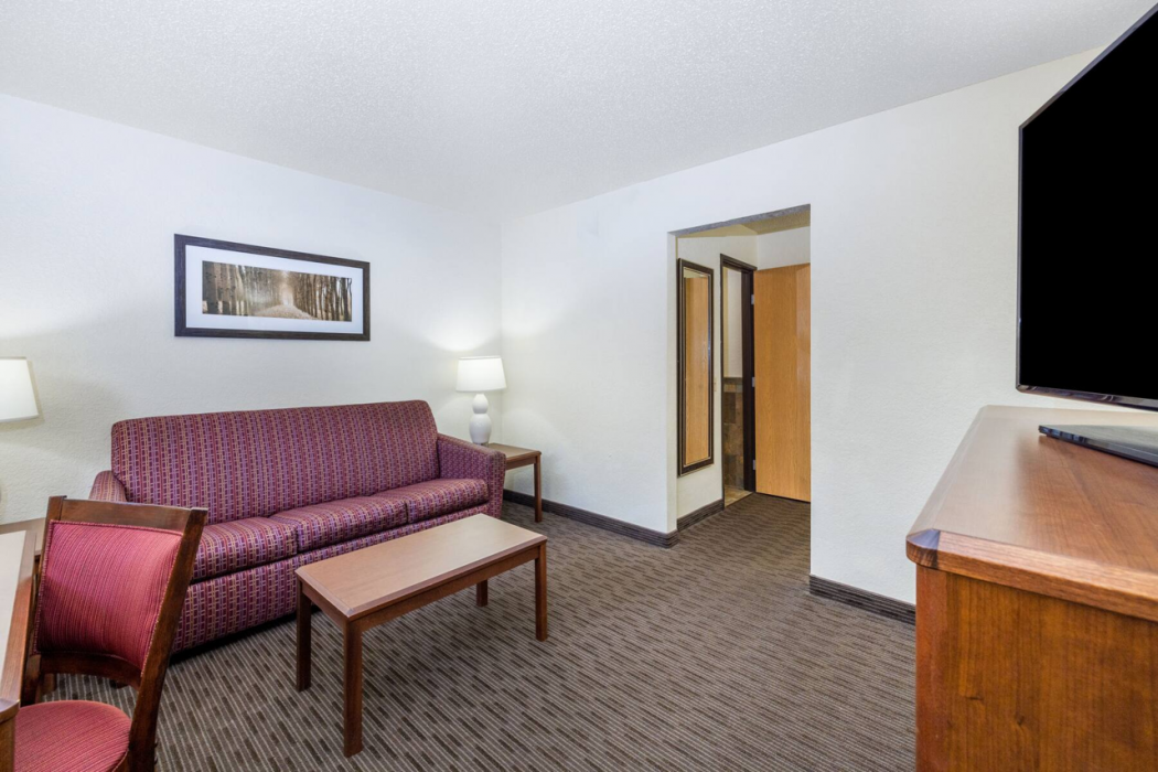 Americinn By Wyndham Dickinson 16/39