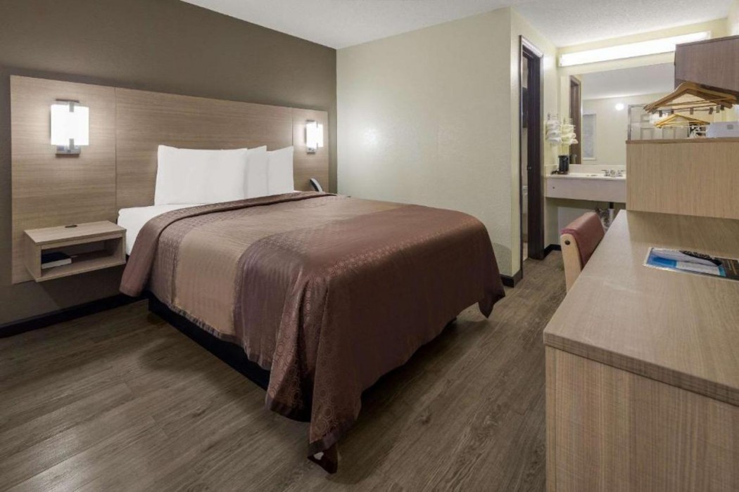 Rodeway Inn Ardmore I-65 9/20
