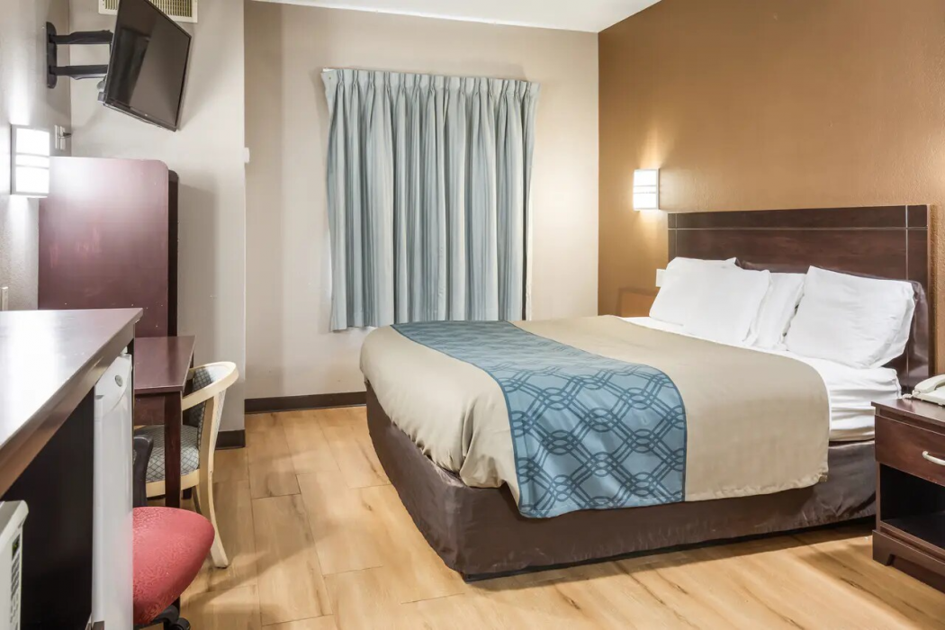 Econo Lodge Morristown West 11/19
