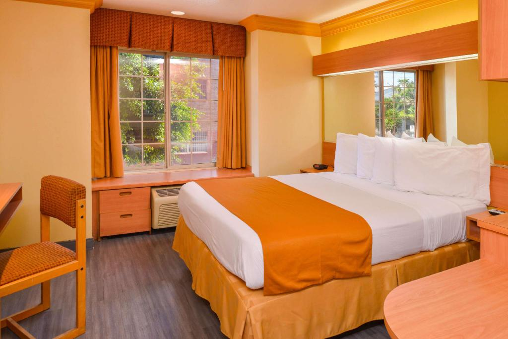 H3 Inn & Suites - LAX Airport 5/17
