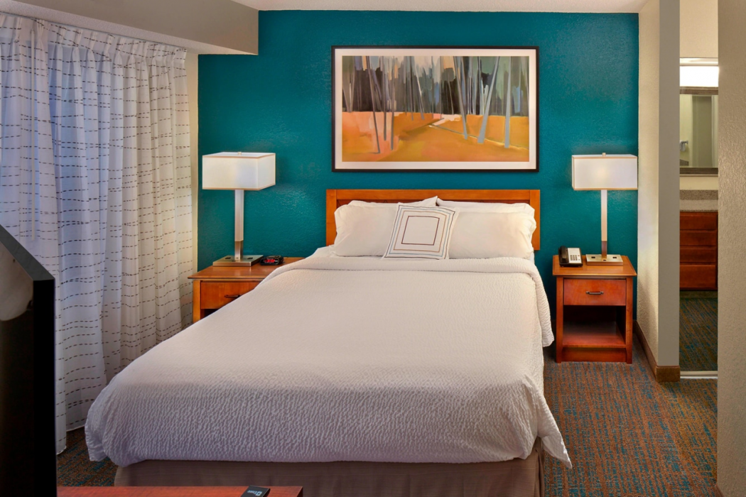 Residence Inn By Marriott Hartford Avon 7/24
