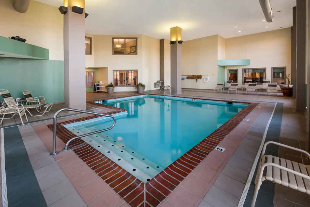 Quality Inn & Suites Cincinnati I-275 17/26