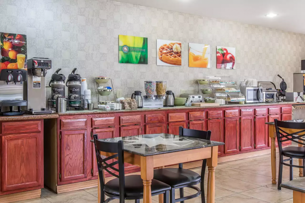 Quality Inn Hanceville US Hwy 31 28/44