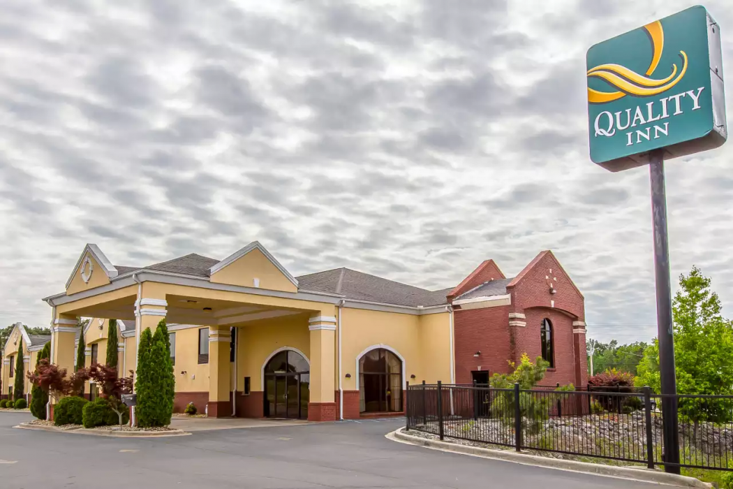 Quality Inn Hanceville US Hwy 31 2/44