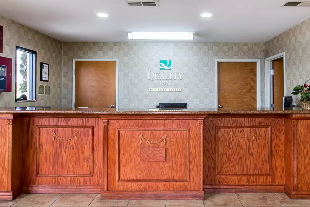 Quality Inn Hanceville US Hwy 31 6/44