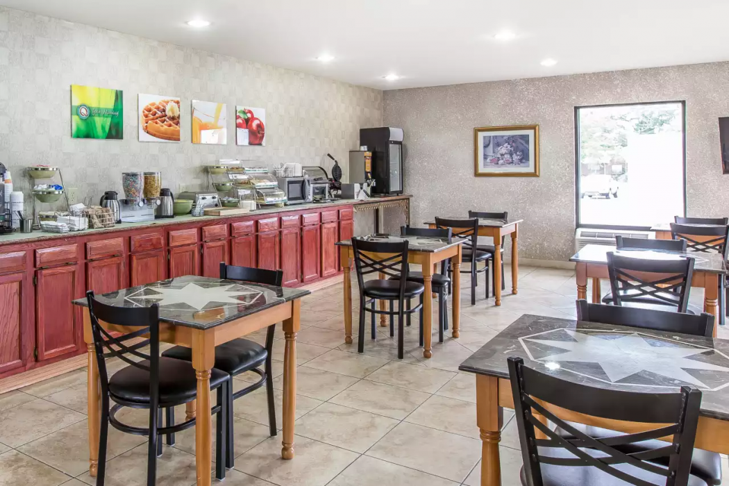 Quality Inn Hanceville US Hwy 31 30/44