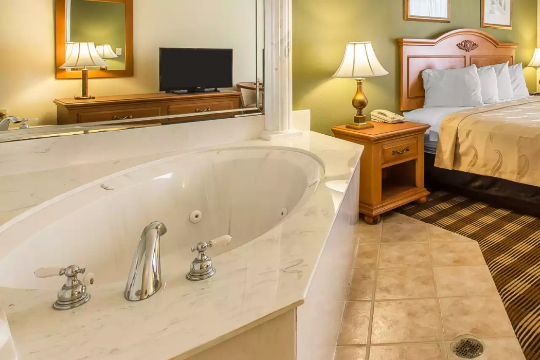 Quality Inn Hanceville US Hwy 31 20/44