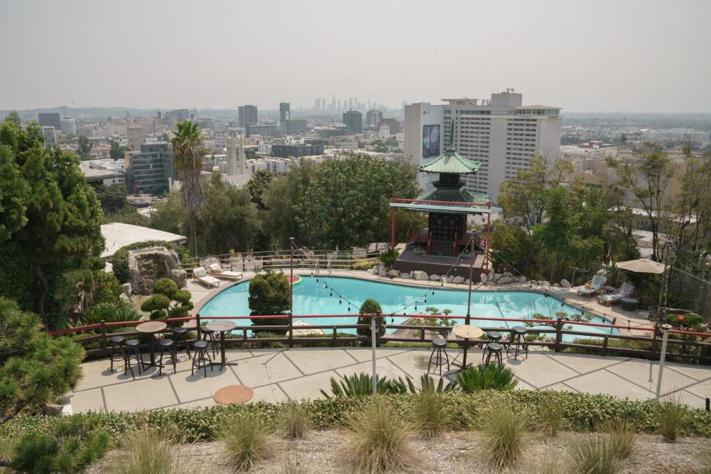 Hollywood Hills Hotel 23/55