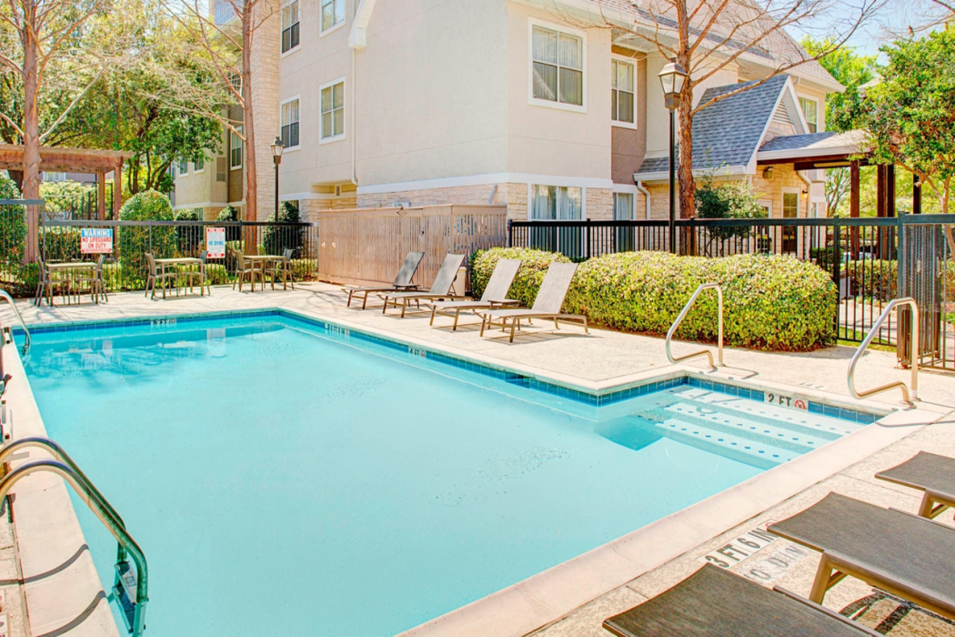 Residence Inn Dallas Park Central 24/34
