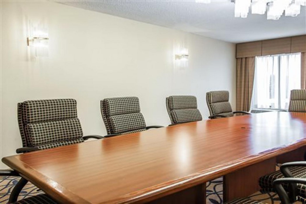 Comfort Inn Bourbonnais Near I-57 17/38