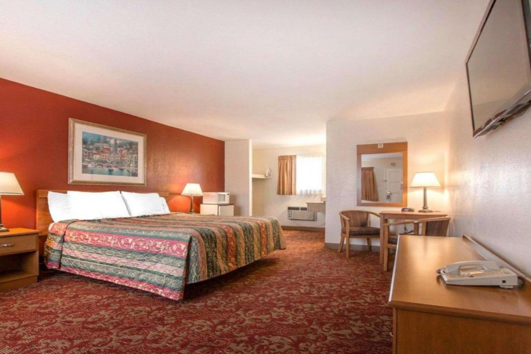 Rodeway Inn Fallbrook Downtown 7/28
