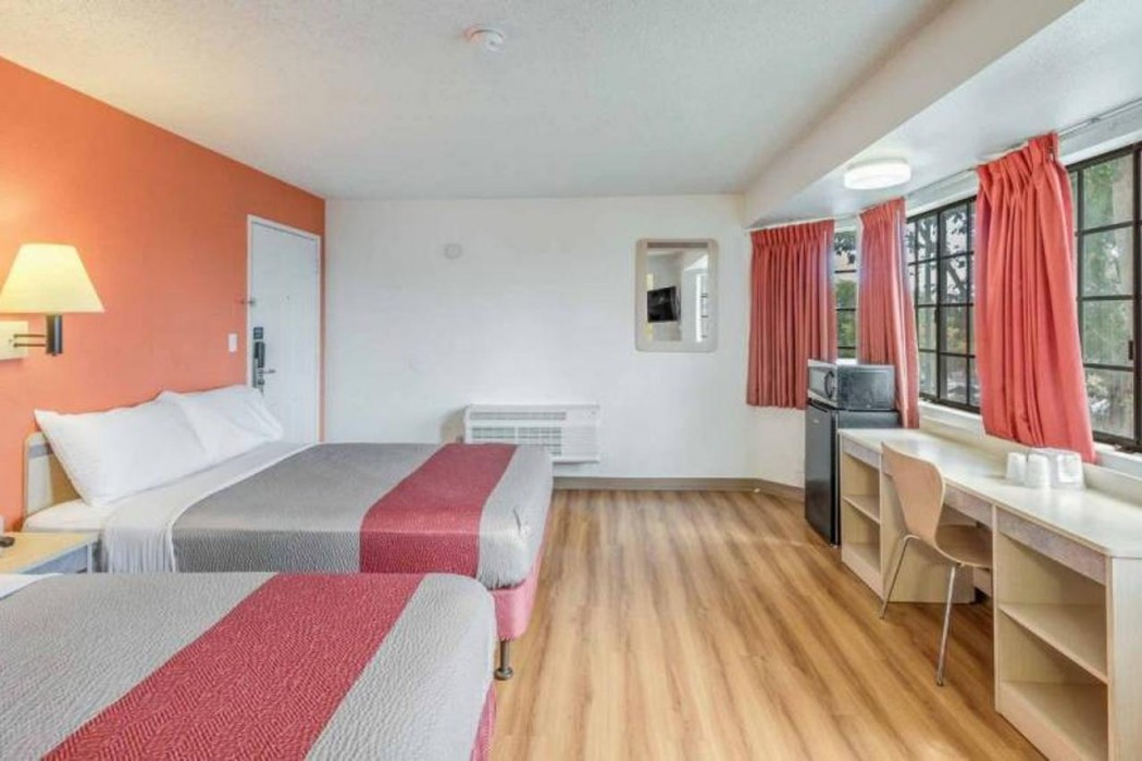 Motel6 Fairfield, CA - Napa Valley 17/40