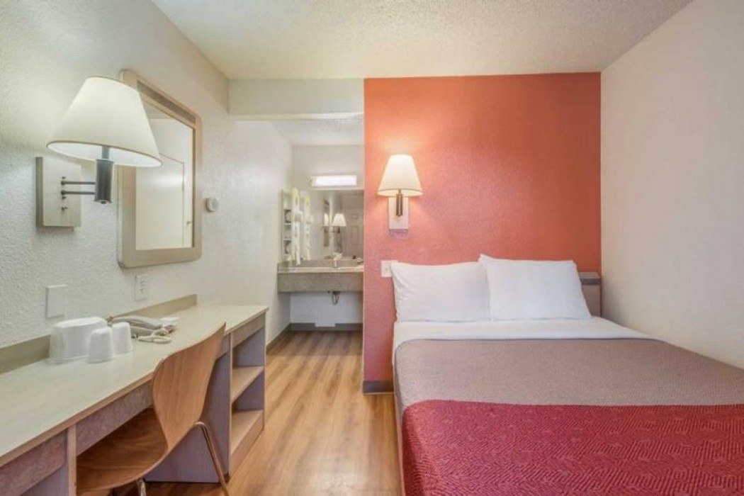 Motel6 Fairfield, CA - Napa Valley 15/40