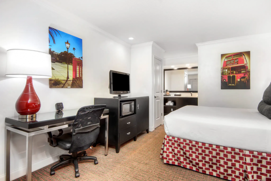 Aggie Inn, an Ascend Collection Hotel 7/18