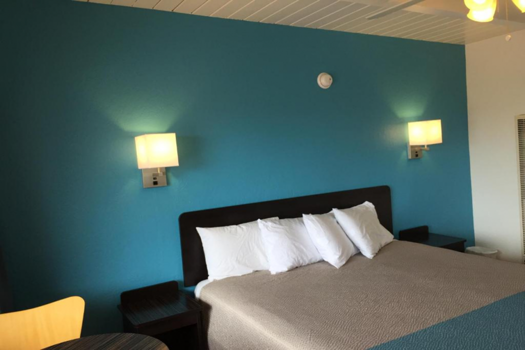 Motel6 Pismo Beach, CA - Pacific Ocean 6/52