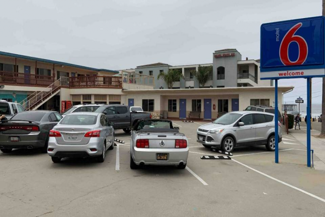 Motel6 Pismo Beach, CA - Pacific Ocean 1/52