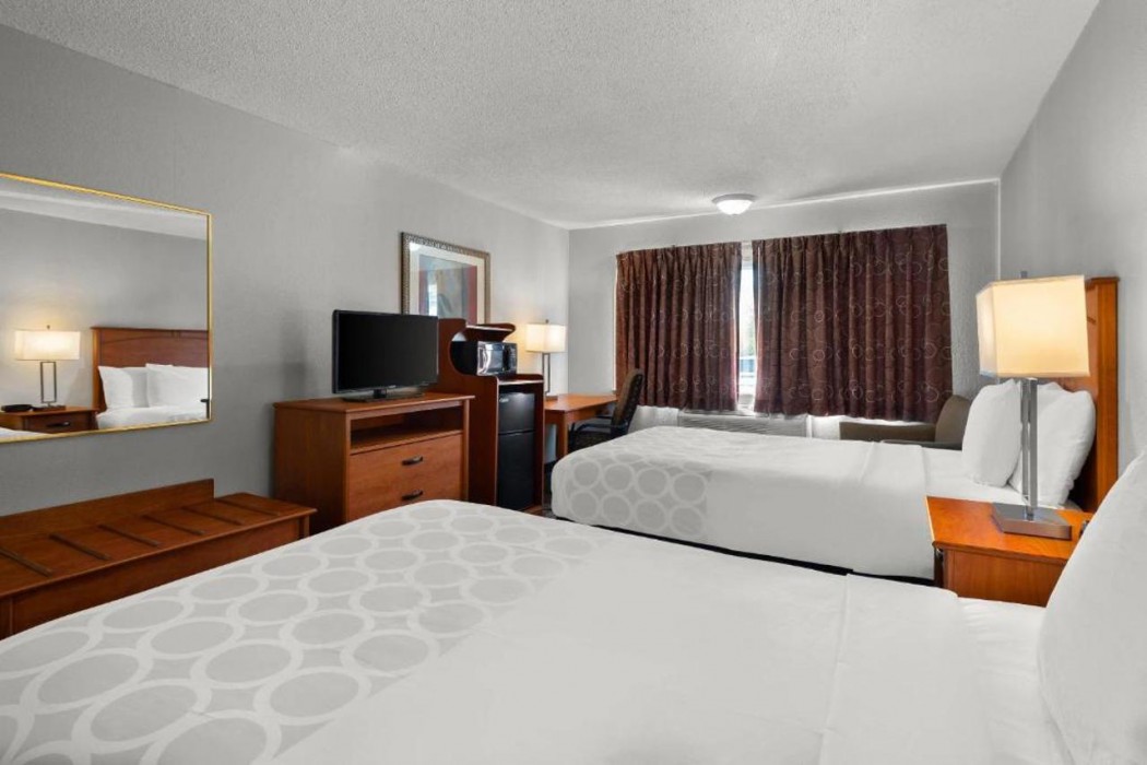 Park Inn by Radisson, Detroit Metro Airport 10/29