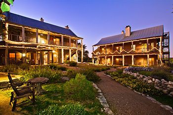 Sage Hill Inn Above Onion Creek 1/51