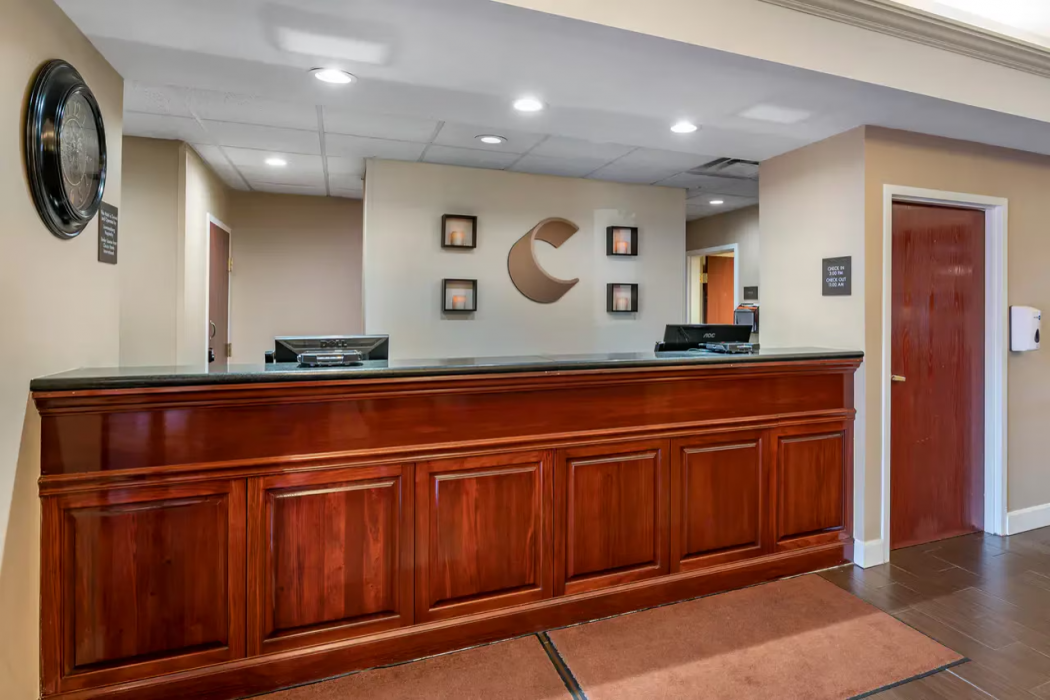 Comfort Inn and Suites Lawrenceburg, IN 5/43