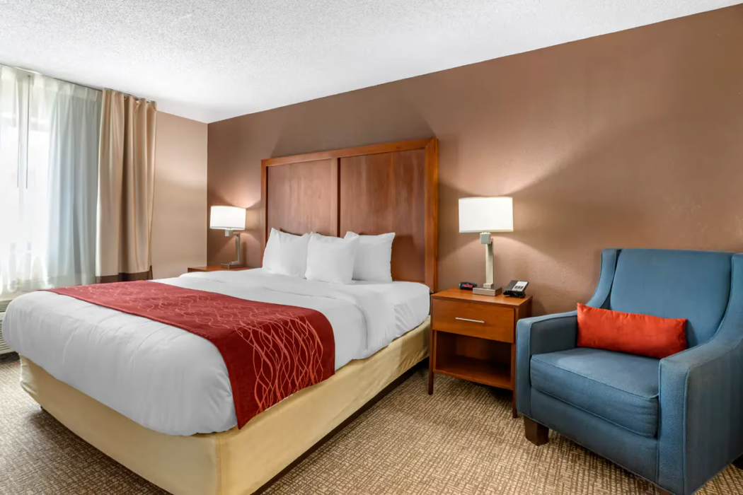 Comfort Inn and Suites Lawrenceburg, IN 10/43