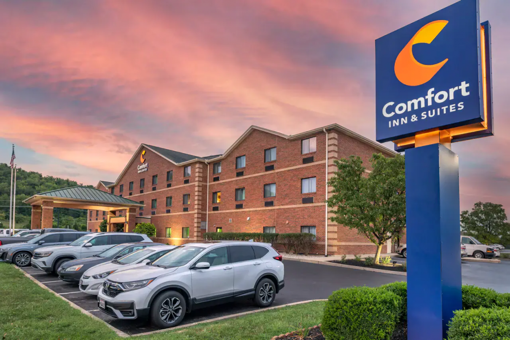 Comfort Inn and Suites Lawrenceburg, IN 1/43