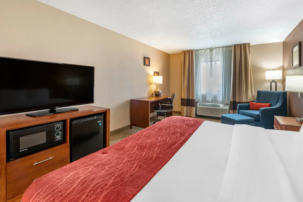 Comfort Inn and Suites Lawrenceburg, IN 14/43