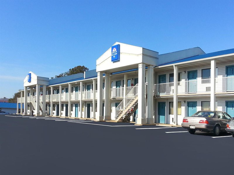 Smokies Motel Sevierville Kodak 2/21