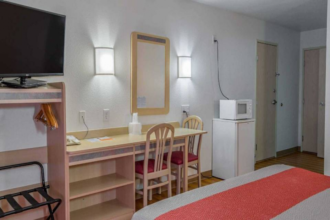 Motel6 Redmond, OR 10/39