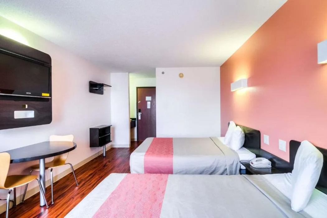 Motel6 Lansing, IL - Chicago South 12/41