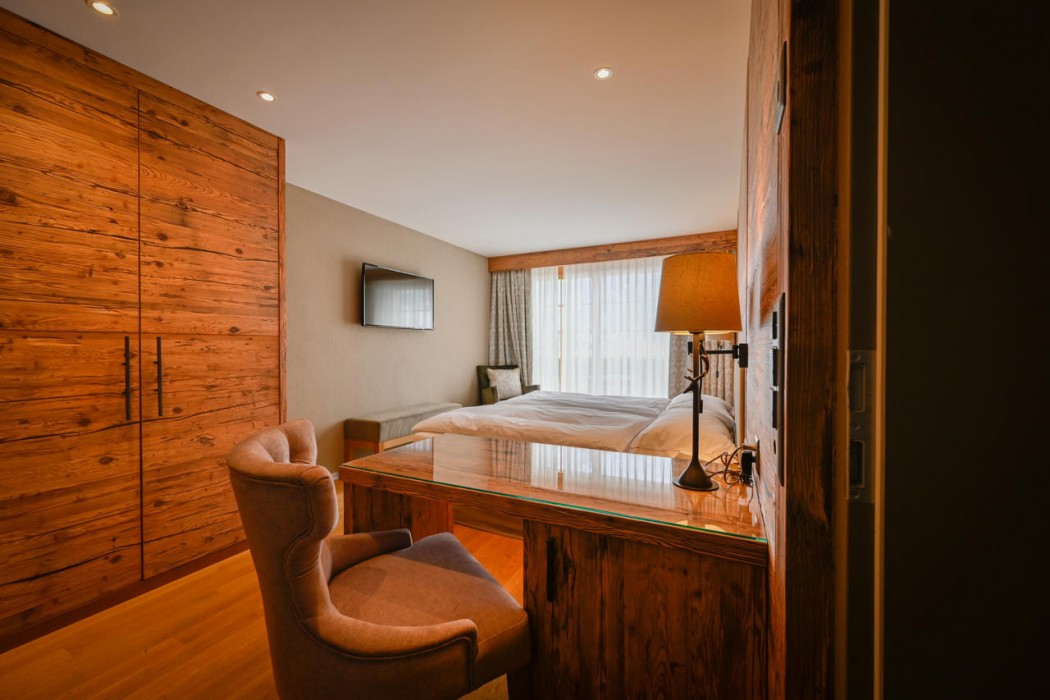 Romantik Hotel Schweizerhof 48/83