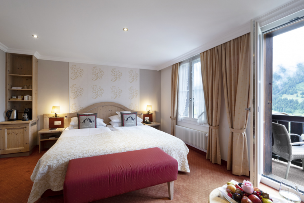 Romantik Hotel Schweizerhof 33/83