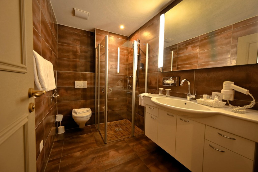 Romantik Hotel Schweizerhof 20/83