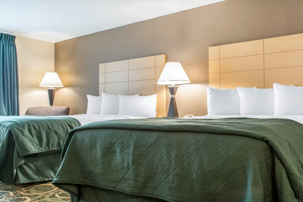 Quality Inn Geneseo 13/33