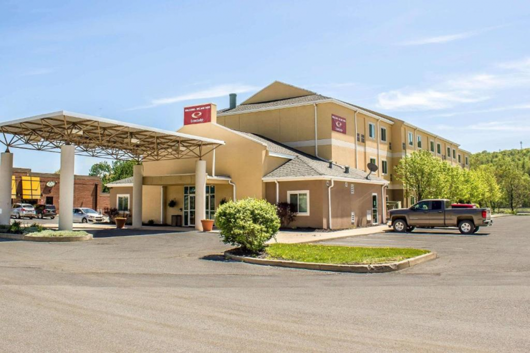Econo Lodge Meadville PA 2/22