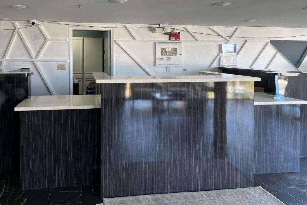 Studio6 Suites Delano, CA 8/40
