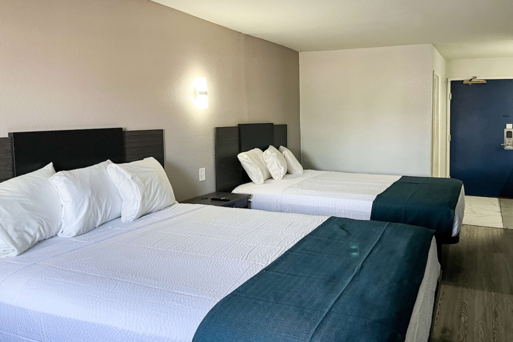 Studio6 Suites Delano, CA 13/40