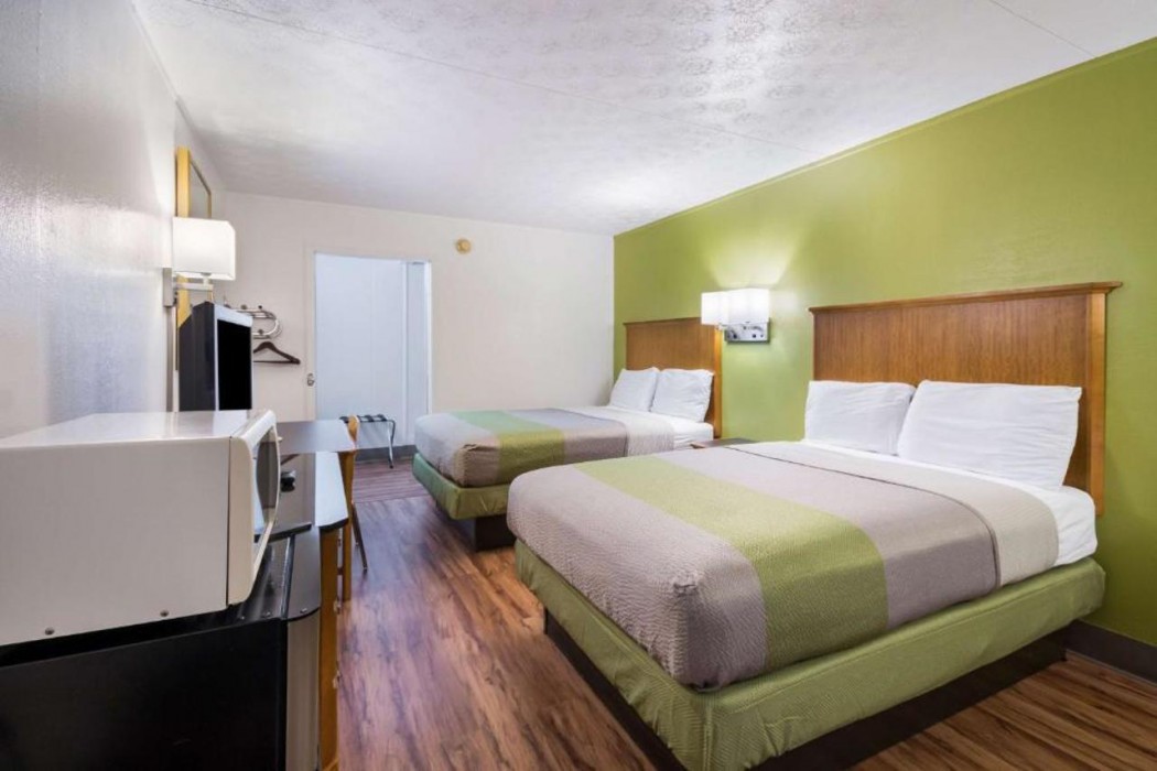 Motel6 Parkersburg, WV 10/39