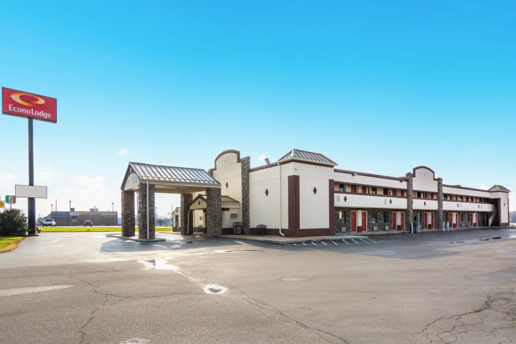 Econo Lodge Cloverdale 1/39