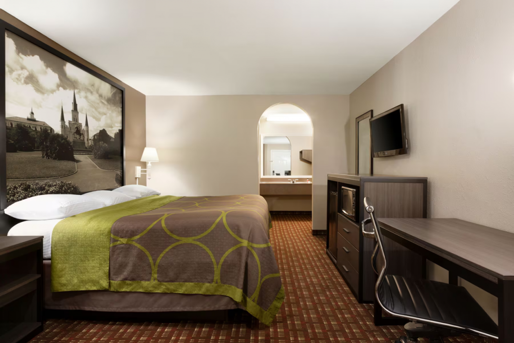 Super 8 By Wyndham Lake Charles Northeast 13/22