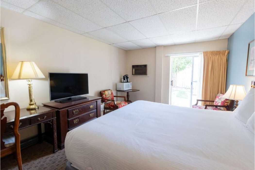 Boothbay Harbor Inn 17/69