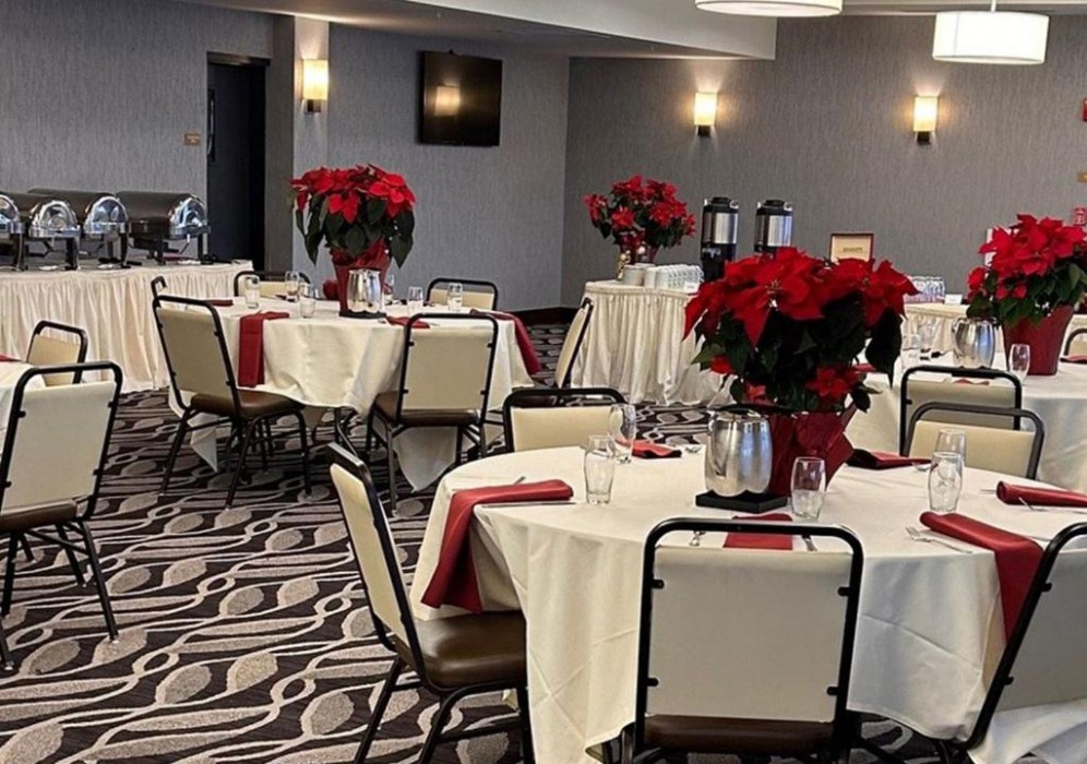 Crowne Plaza Niagara Falls NY Riverside, an IHG Hotel 40/80