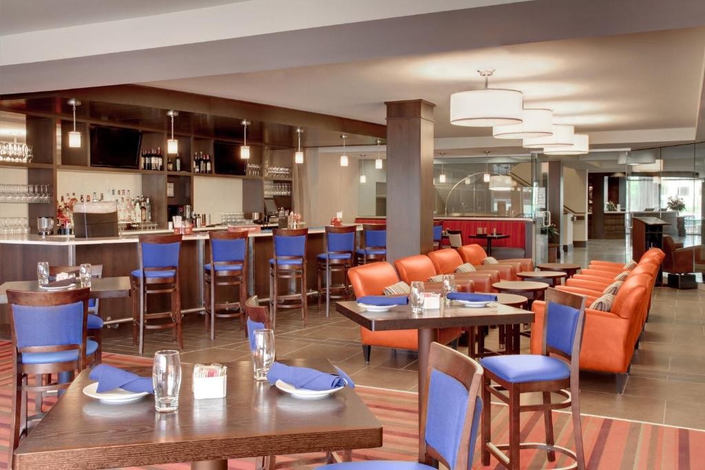Crowne Plaza Niagara Falls NY Riverside, an IHG Hotel 44/80