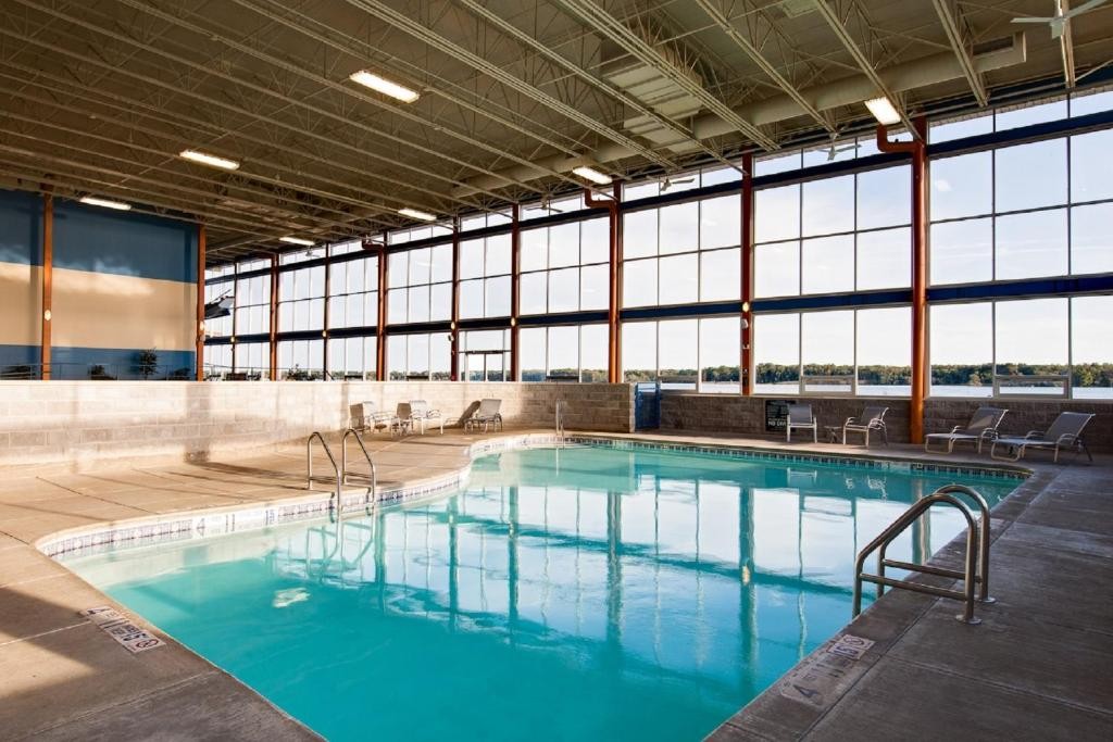 Crowne Plaza Niagara Falls NY Riverside, an IHG Hotel 50/80