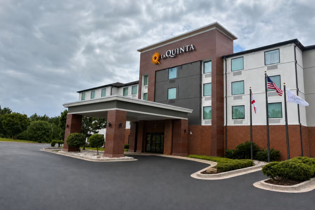 La Quinta Inn & Suites by Wyndham Auburn 1/20