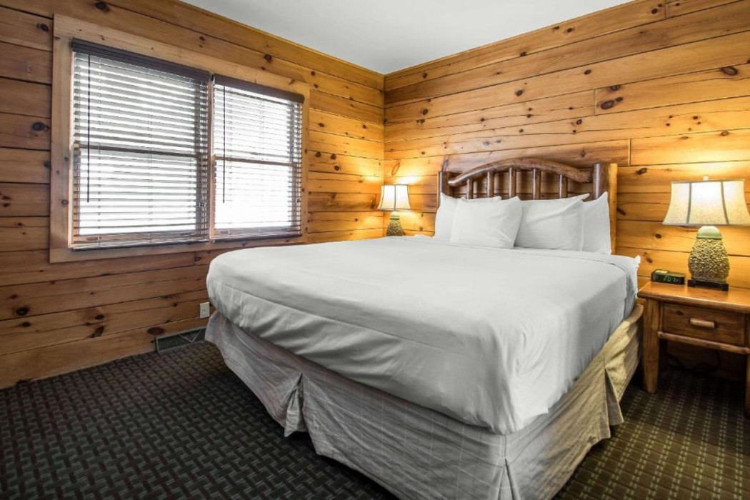 Bluegreen Vacations Christmas Mountain Village, an Ascend Collection Resort 6/19