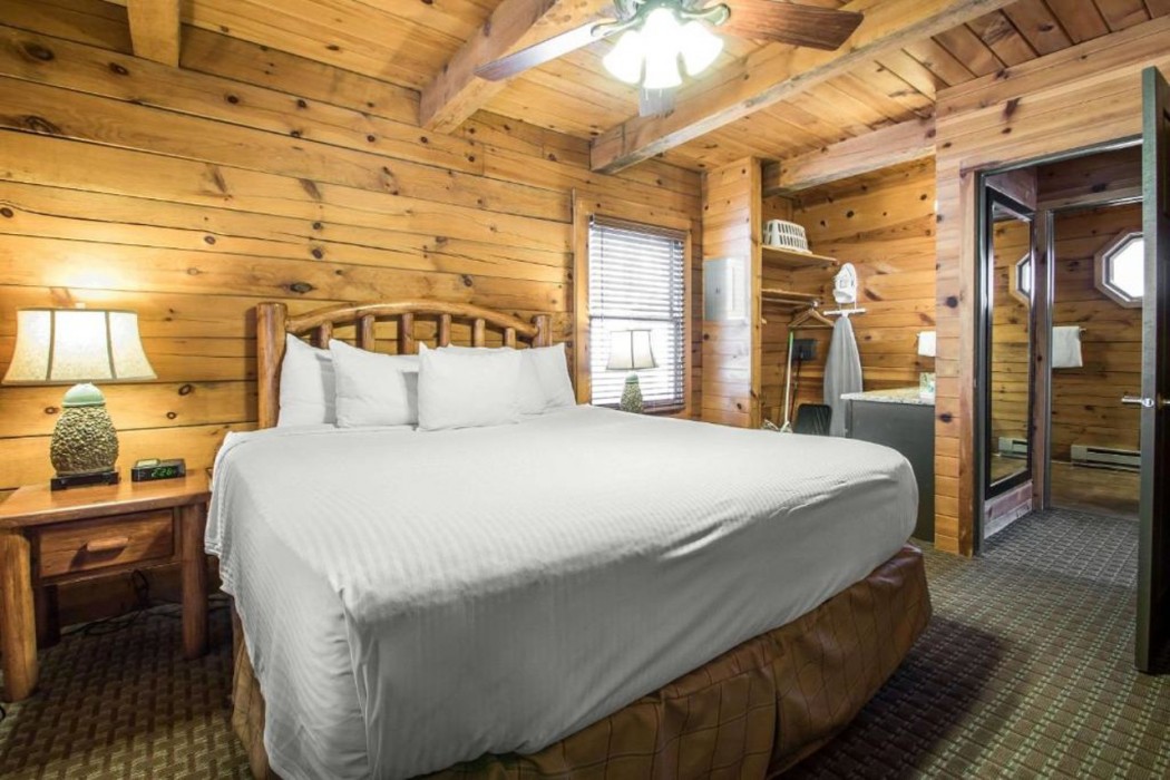 Bluegreen Vacations Christmas Mountain Village, an Ascend Collection Resort 11/19