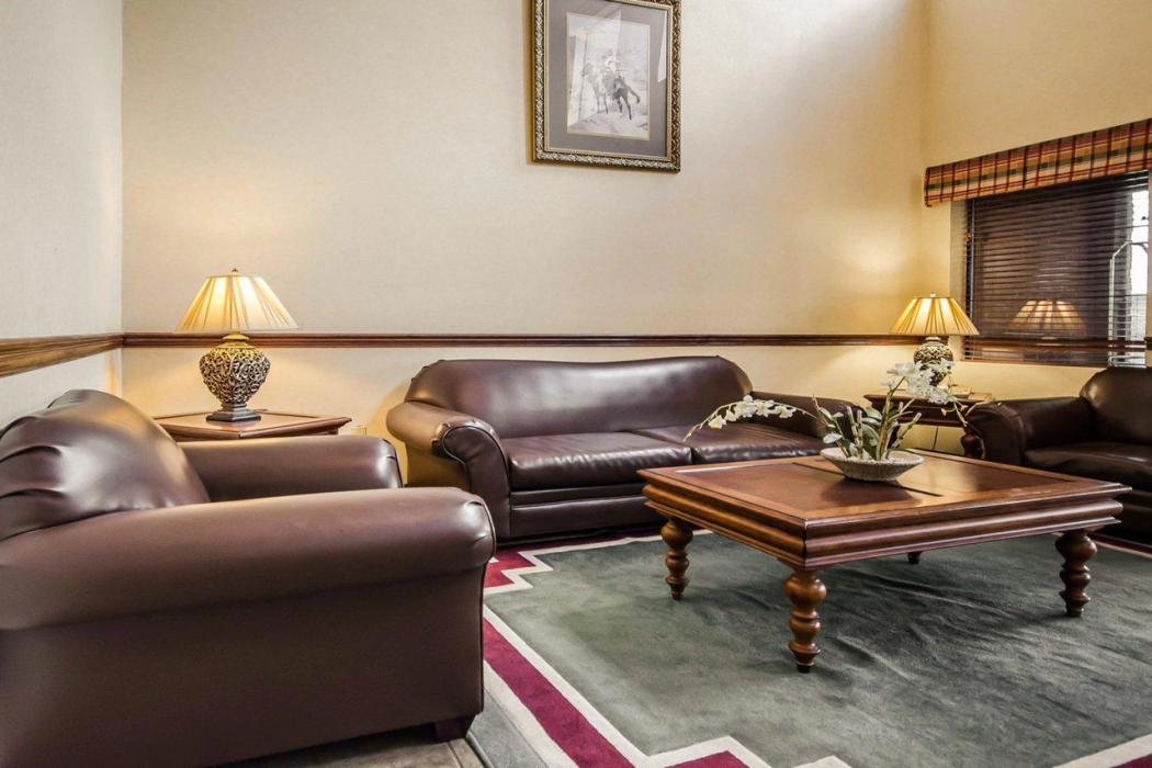Quality Suites Jeffersonville - Louisville North 3/15