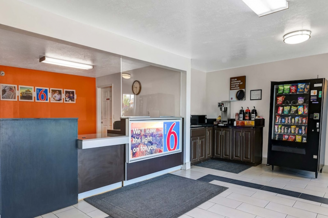 Lobby at Motel6 Beaver, UT, BEAVER - UT