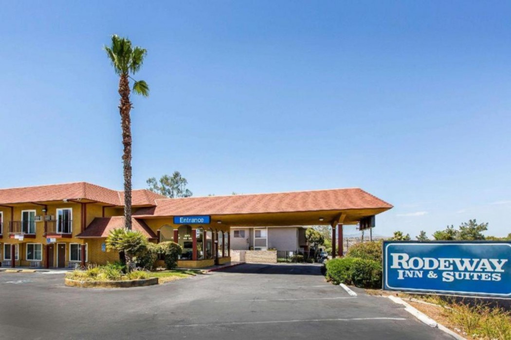 Rodeway Inn & Suites Canyon Lake Menifee West 1/62