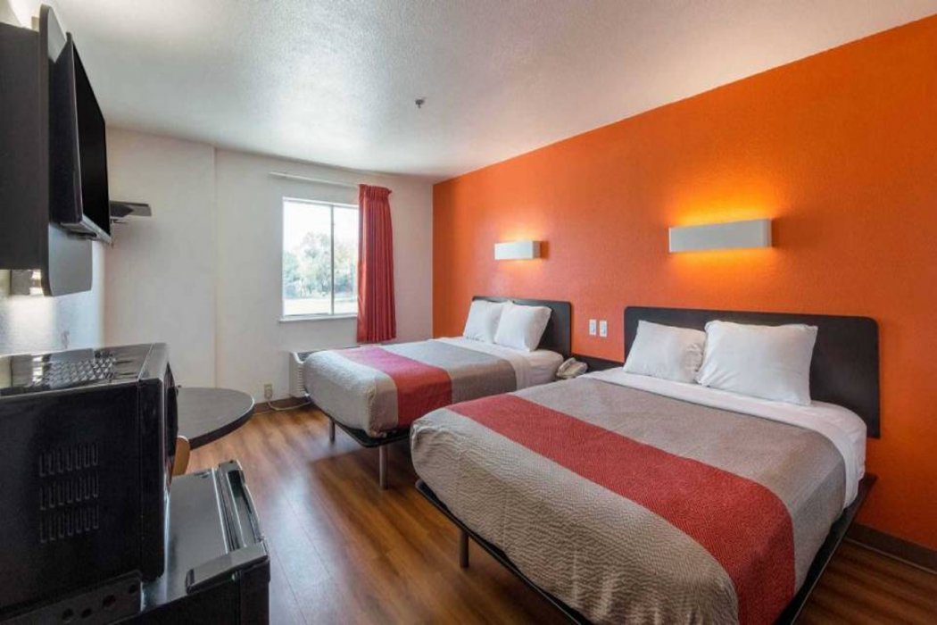 Motel6 San Antonio, TX - Downtown - Alamo Dome 13/54